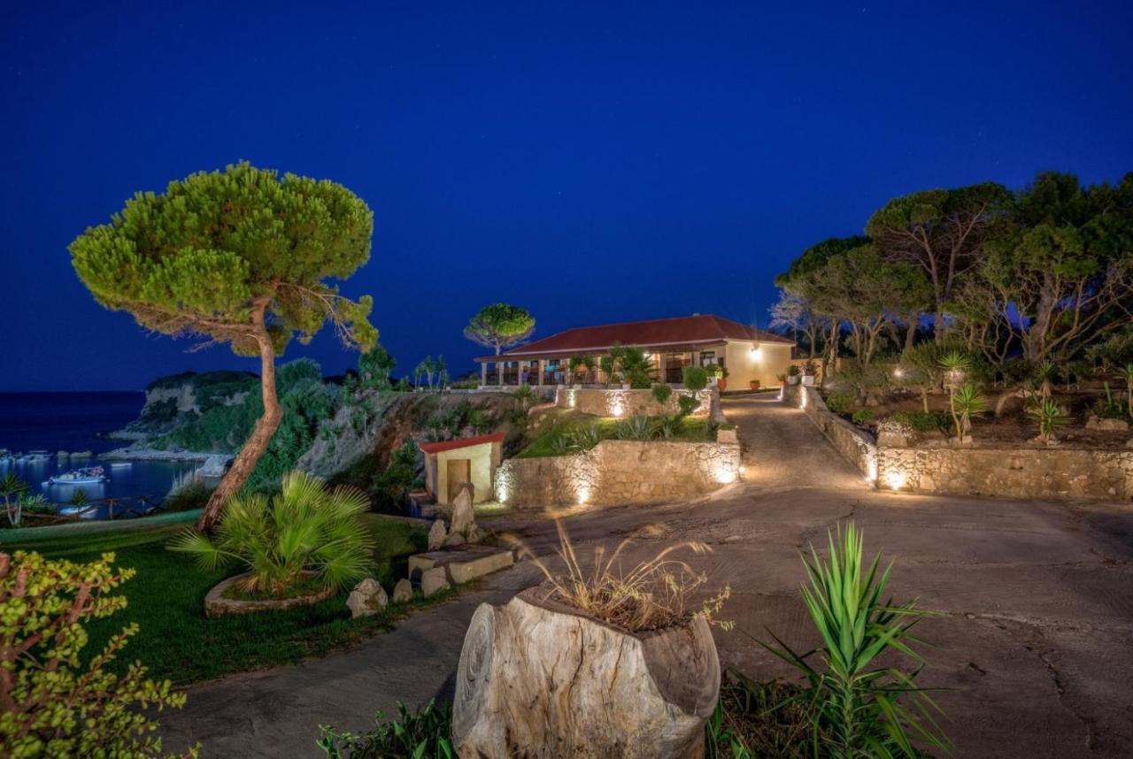 Porto Roma Seaside Studios Vasilikí エクステリア 写真